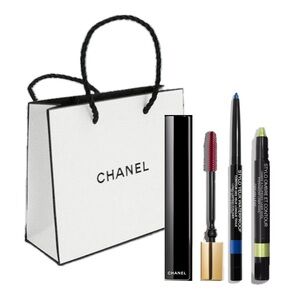 CHANEL Eye Makeup Set